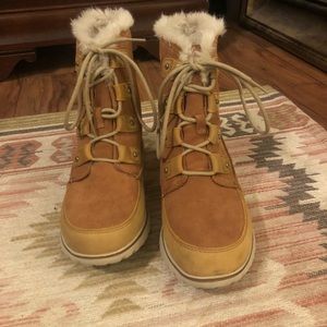 Sorel Cozy Joan Boots